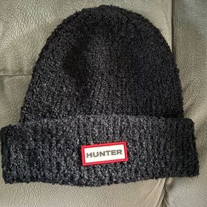 Hunter Textured Black Knit Hat